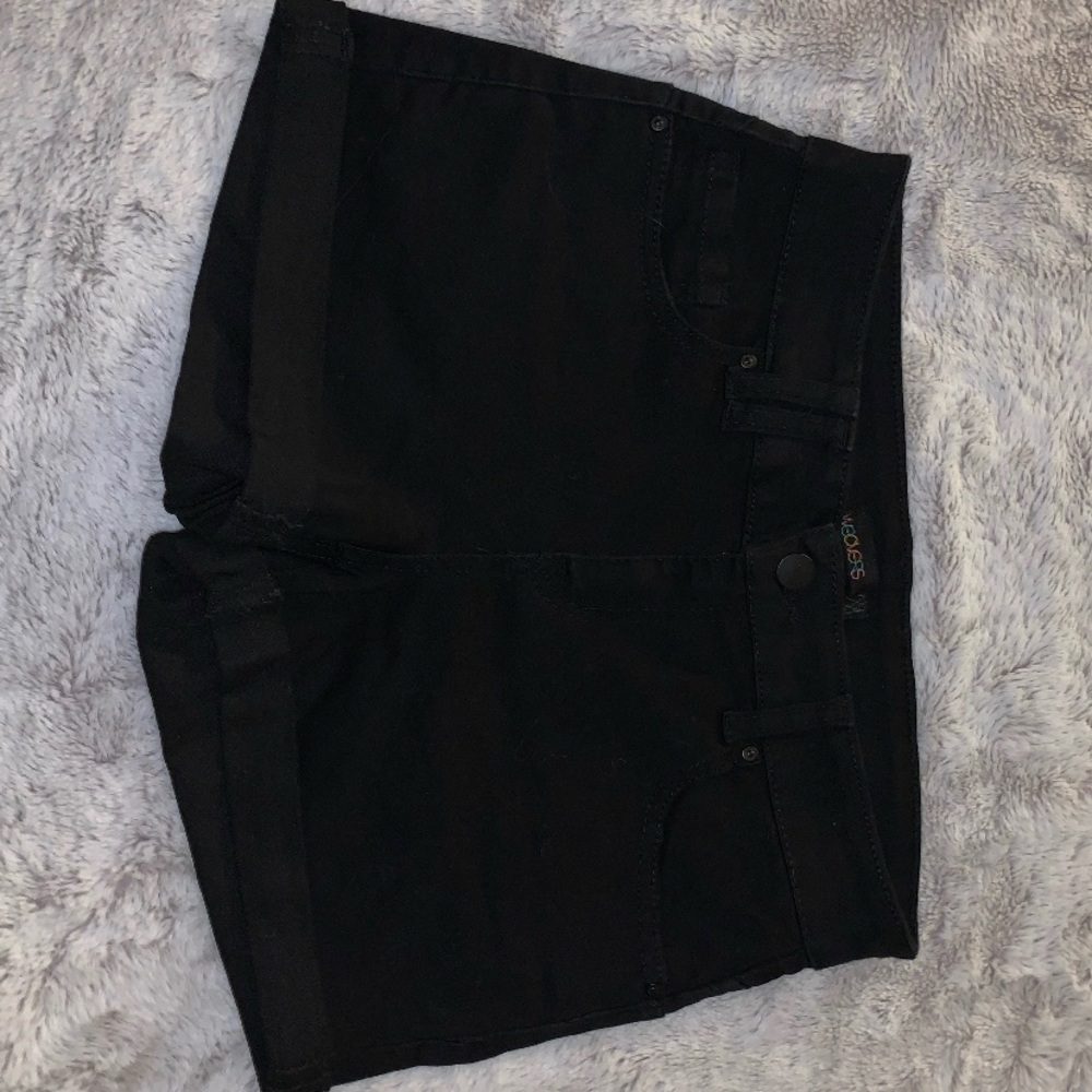 black jean shorts